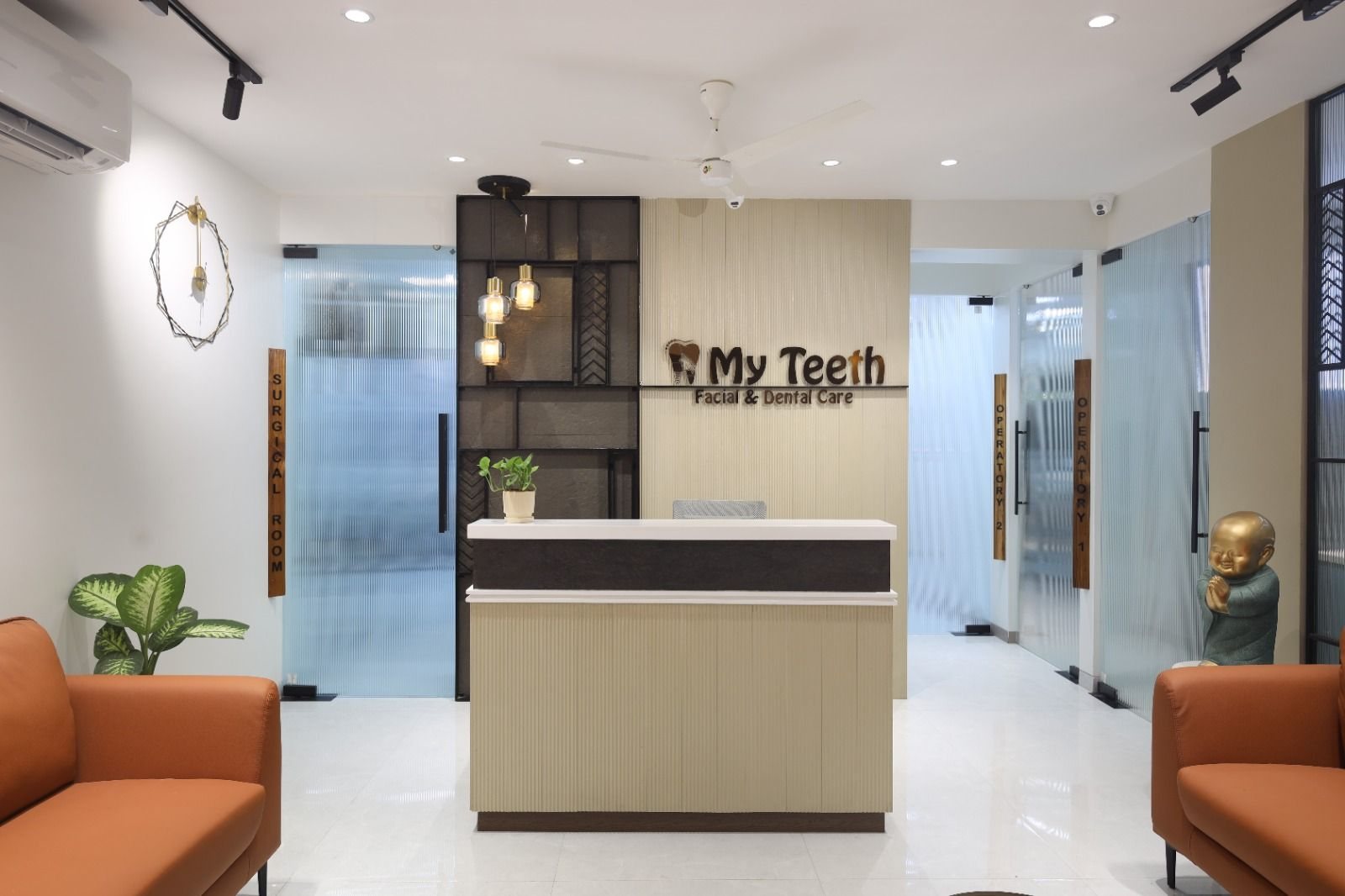 My Teeth Facial & Dental Care clinic interior in Chhatrapati Sambhajinagar